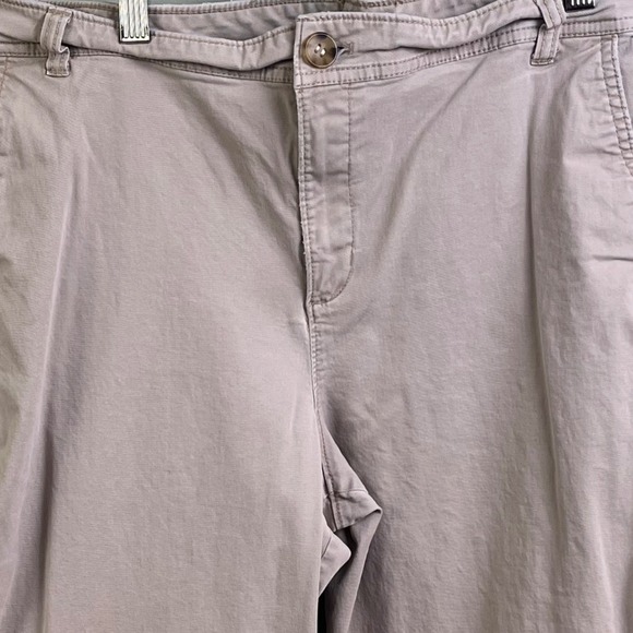 Lot 4 Old Navy Bootcut Woman's Chino Pants Gray Navy Khaki Size 16 Tall - Picture 14 of 16